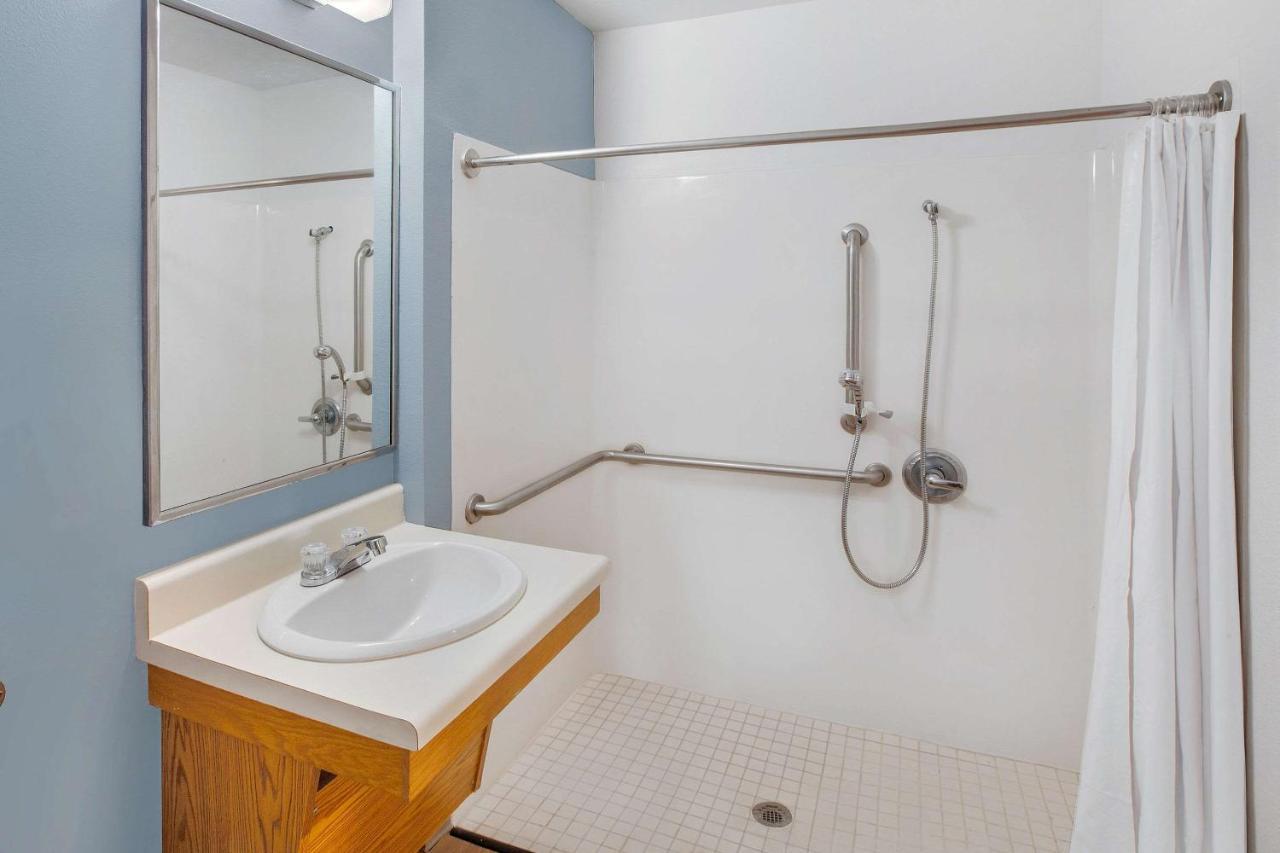 Woodspring Suites 브라운즈빌 외부 사진